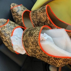 Brand New Never Worn BCBG Heels